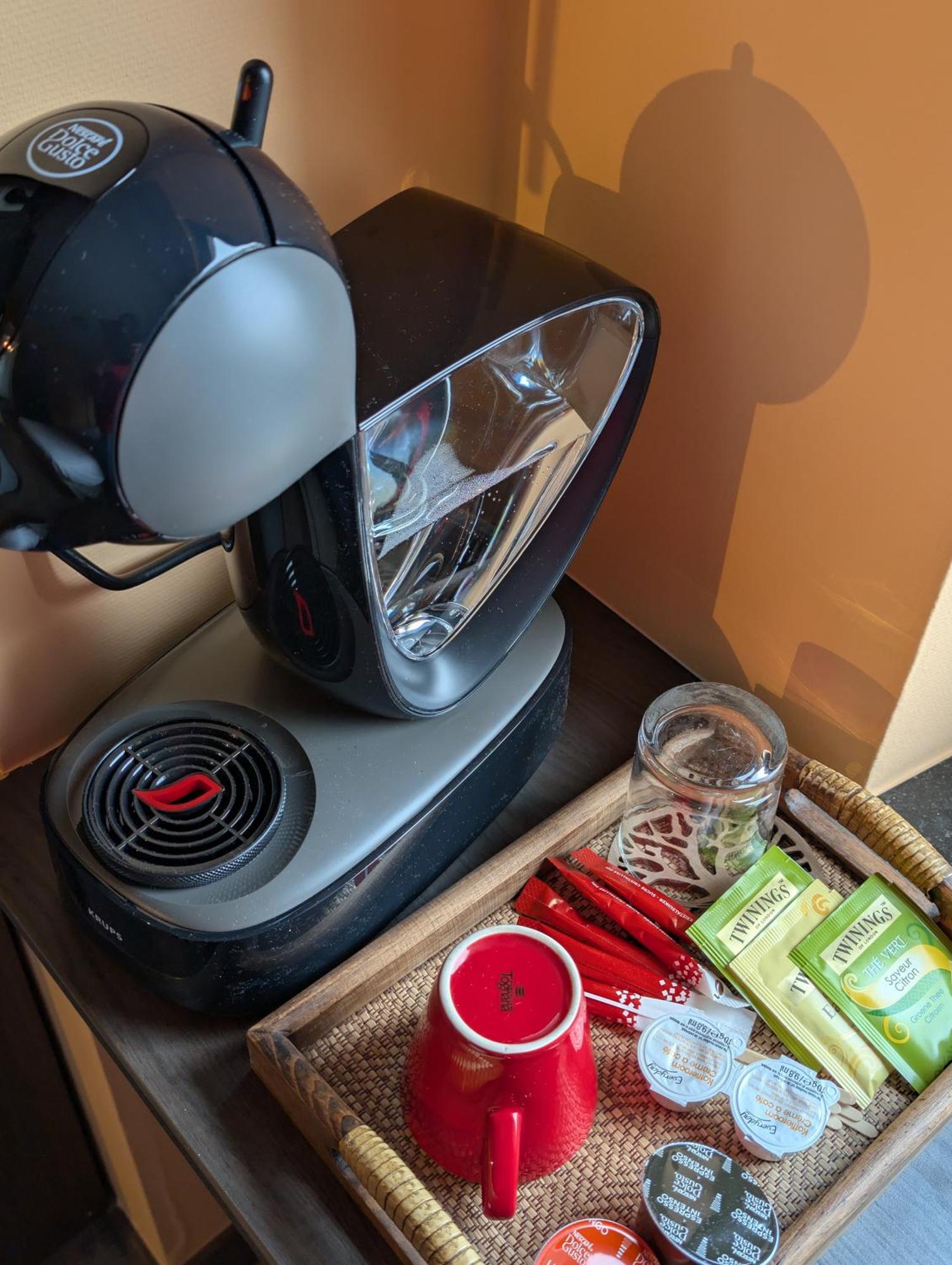 ホテル A Fleur De Couette Auvelais エクステリア 写真
